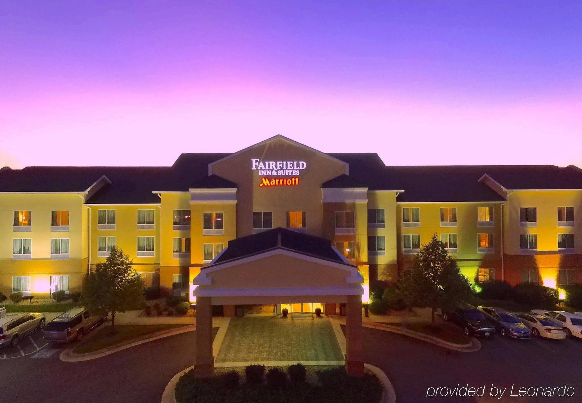 Fairfield Inn And Suites By Marriott Winchester Exterior photo